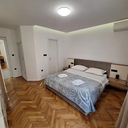 M&l Bacvice Apartment Split