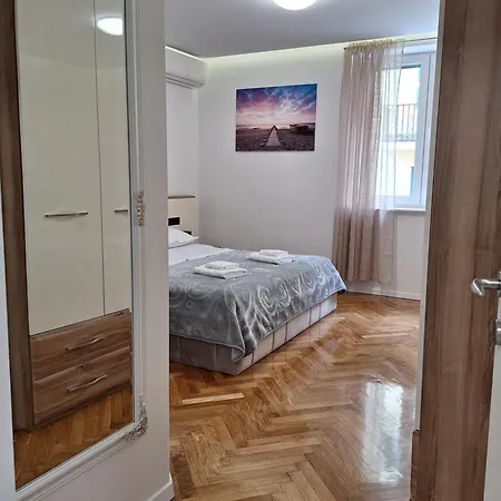 M&l Bacvice Apartment