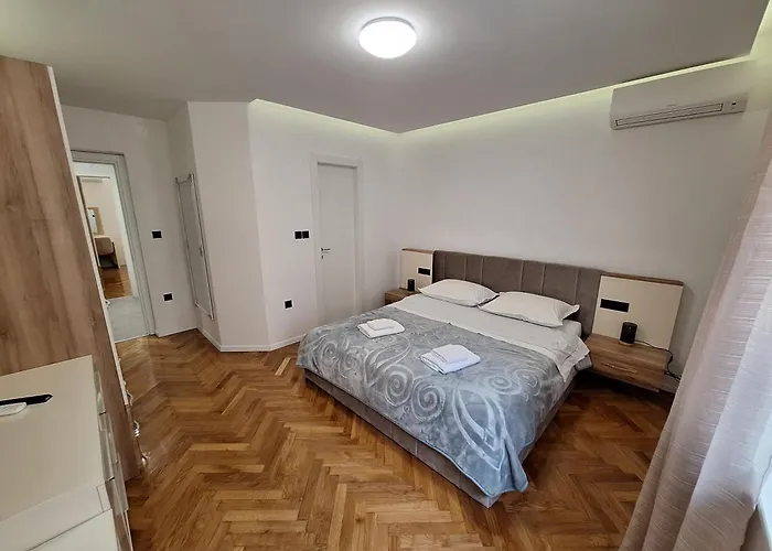 M&l Bacvice Apartman Split